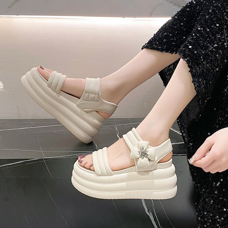 FloralAura Platform Sandaletler