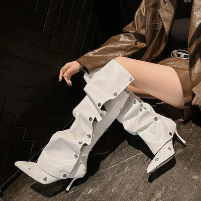 Studded Siren Diz Üstü Botlar